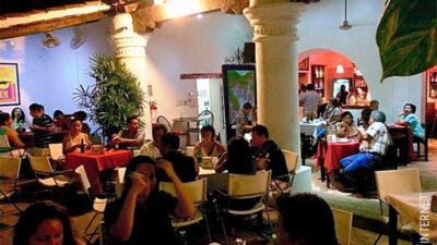 BAR JARDIN JUCHITAN